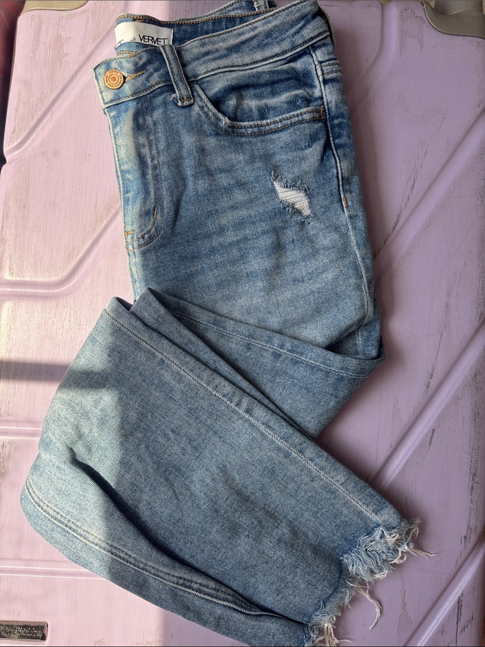 VERVET BY FLYING MONKEY Light Wash Ankle Crop Jeans with Frayed Hem